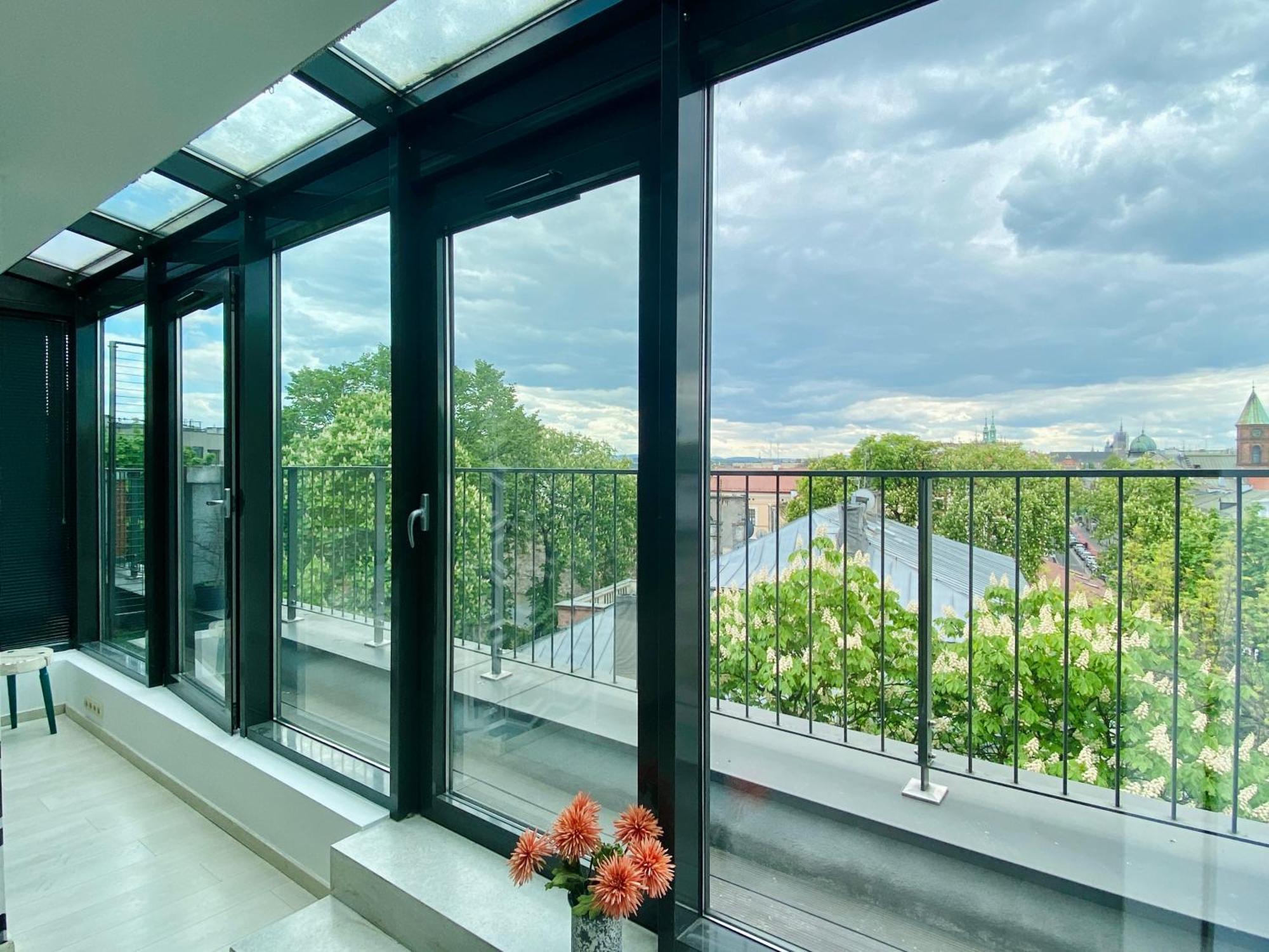 Angel Mint Apartment - Free Parking - Balcony คราคูฟ ภายนอก รูปภาพ